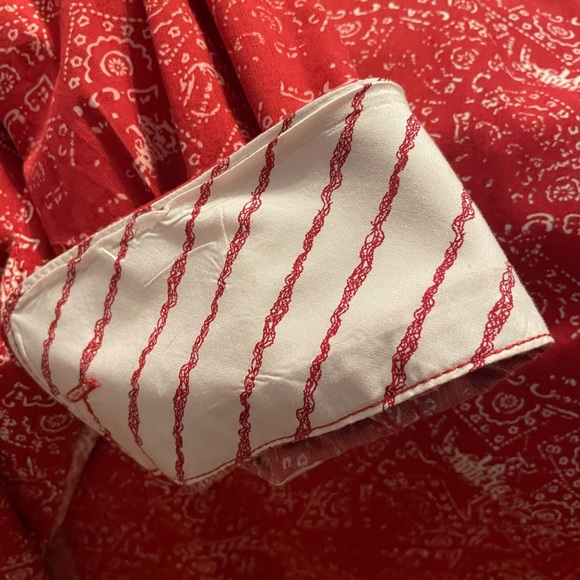 Roca Wear dress shirt - Picture 5 of 5